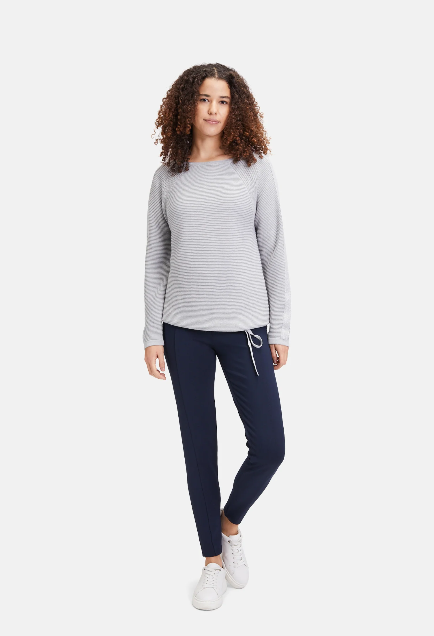 Classic 7/8 Length Pants - Image 8