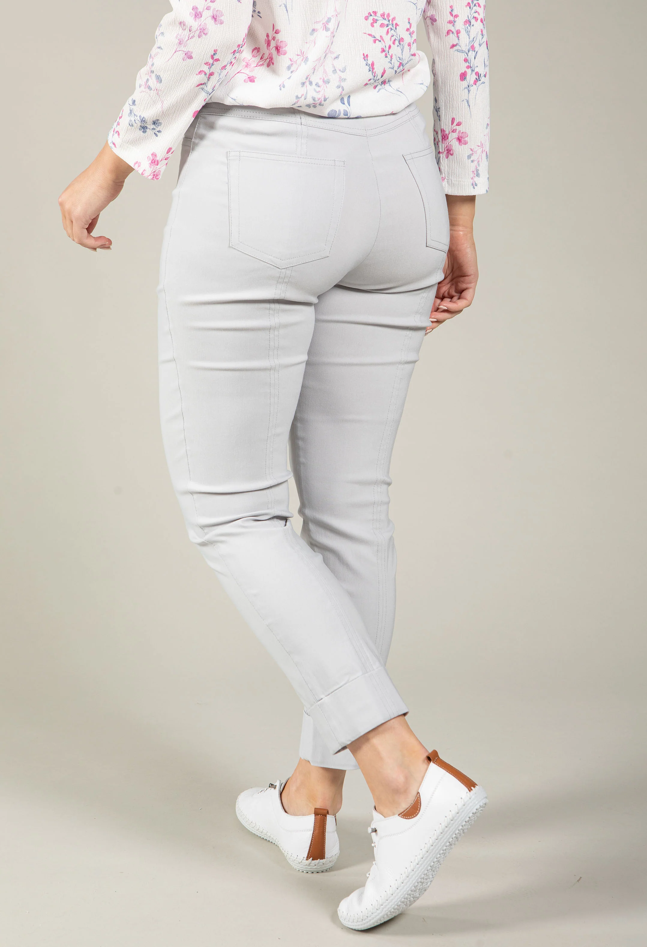 Angelika Slim Fit 7/8 Trousers - Image 25