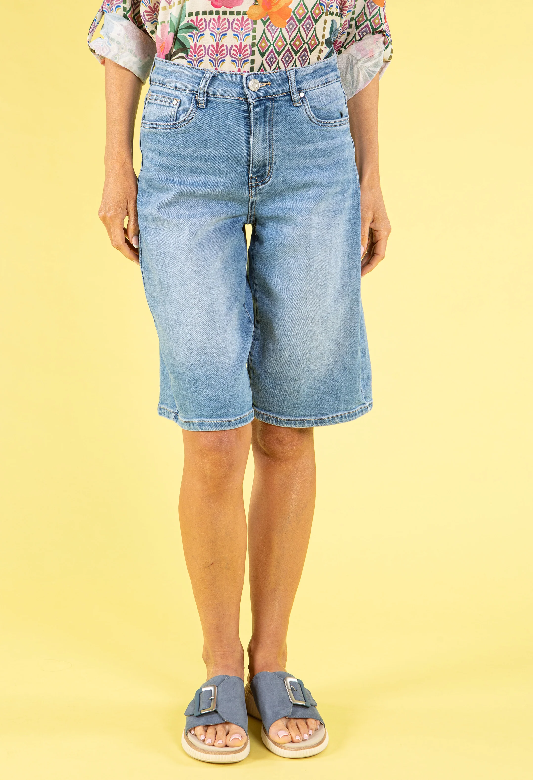 90's Baggy Bermuda Shorts - Image 6