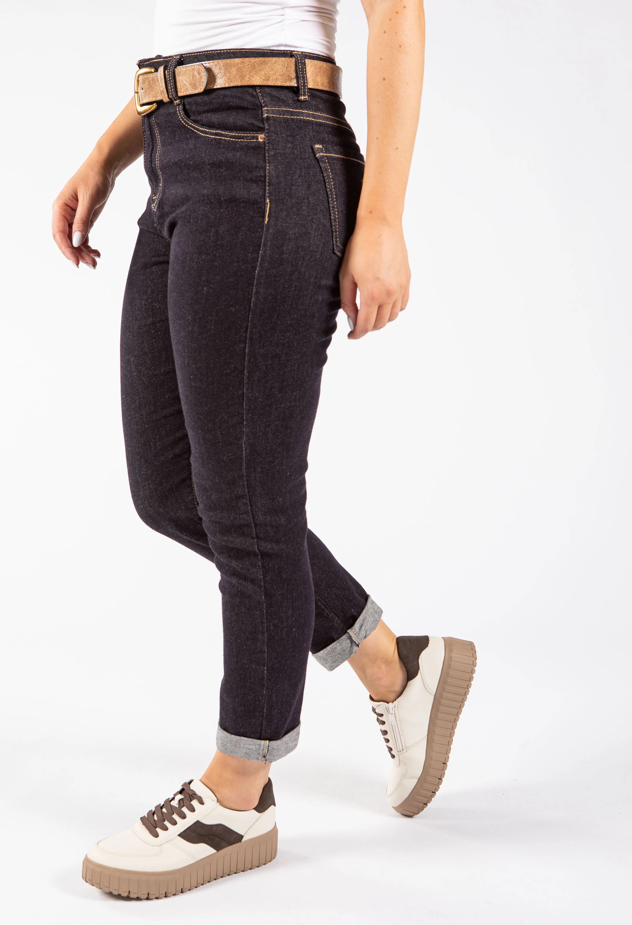 Belted Mom Jeans - Image 4