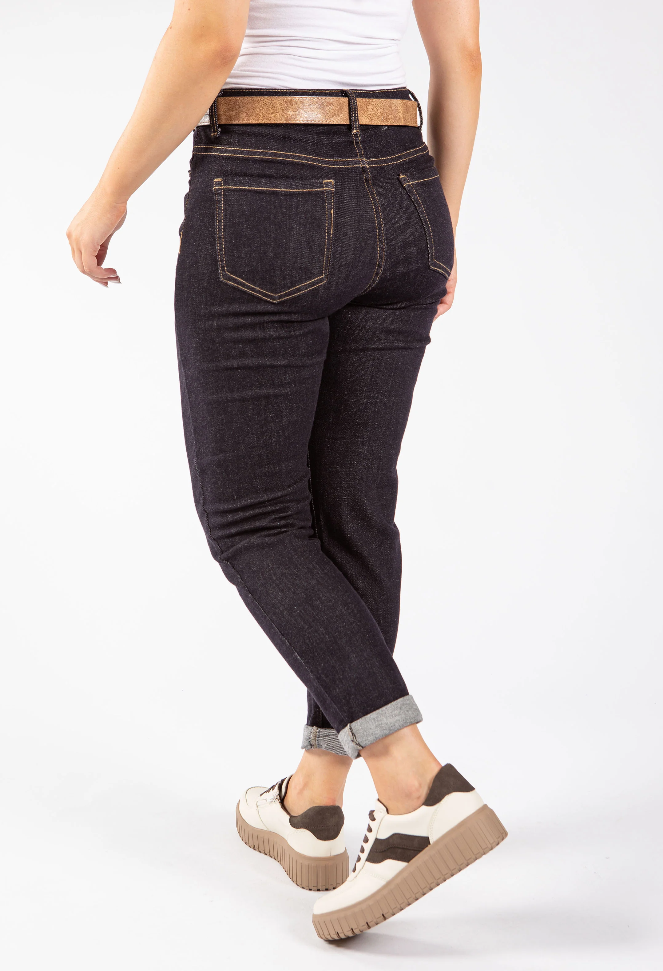 Belted Mom Jeans - Image 5