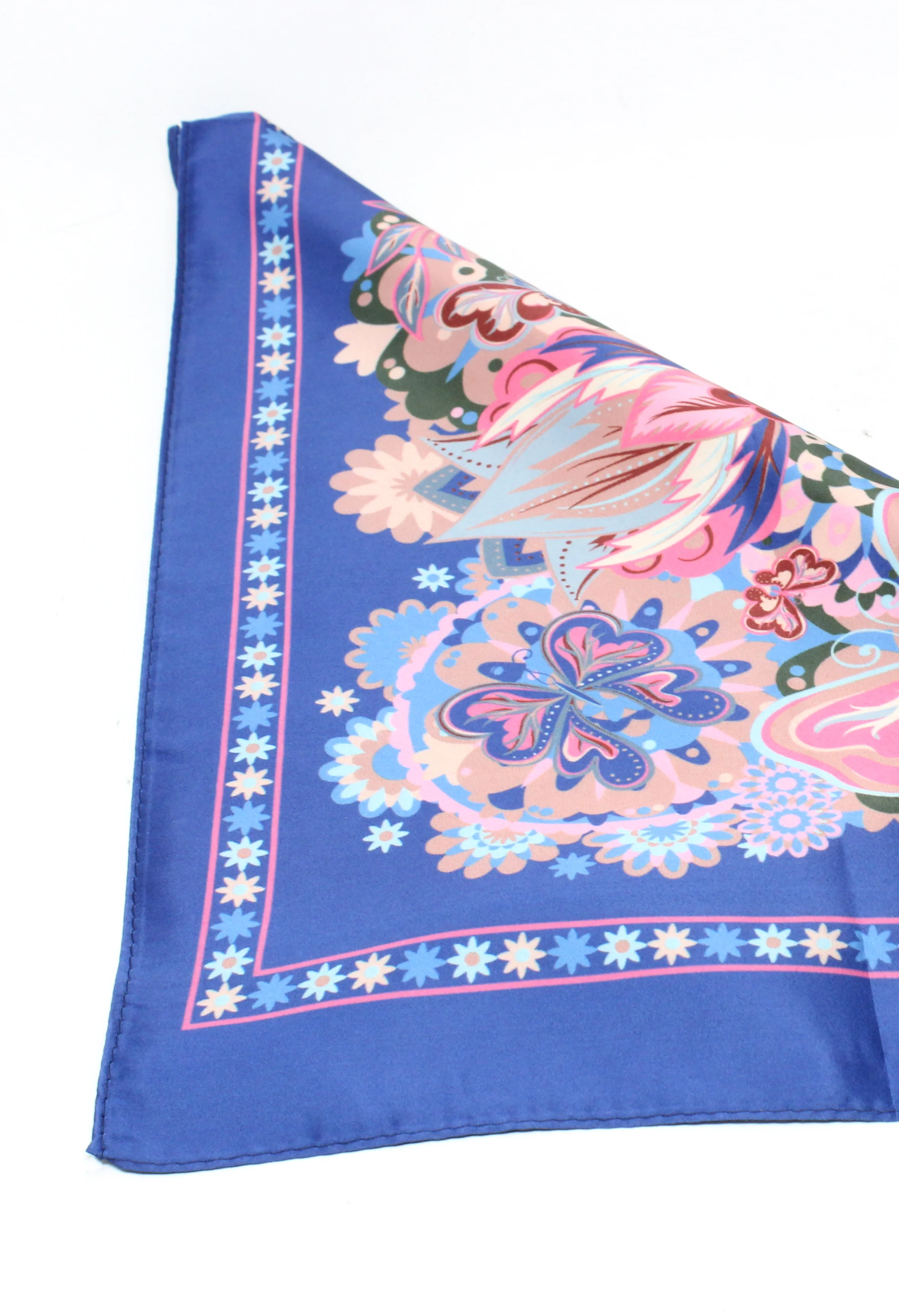 Bold Butterfly Print Satin Scarf - Image 3