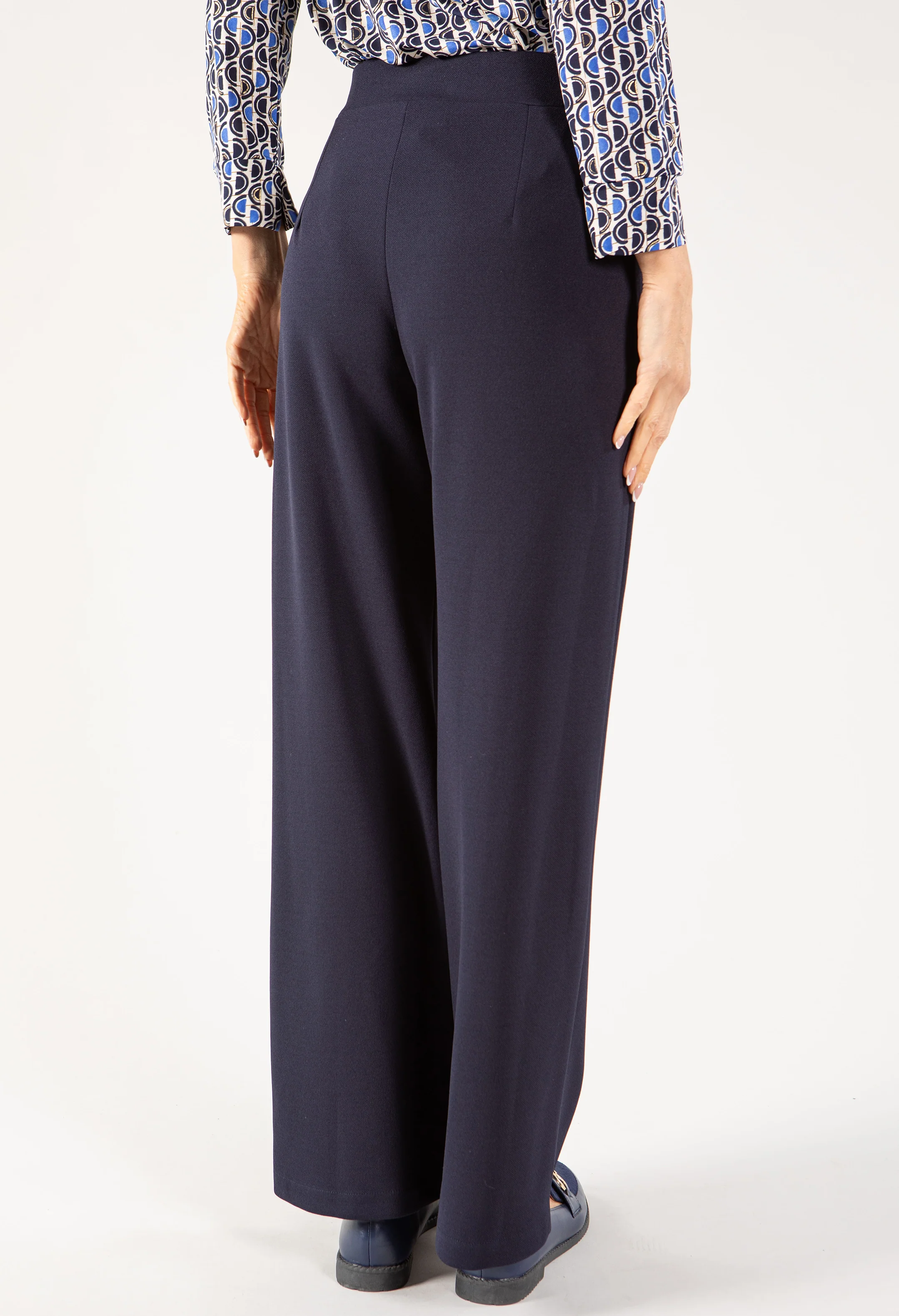 Chain Detail Trouser - Image 8