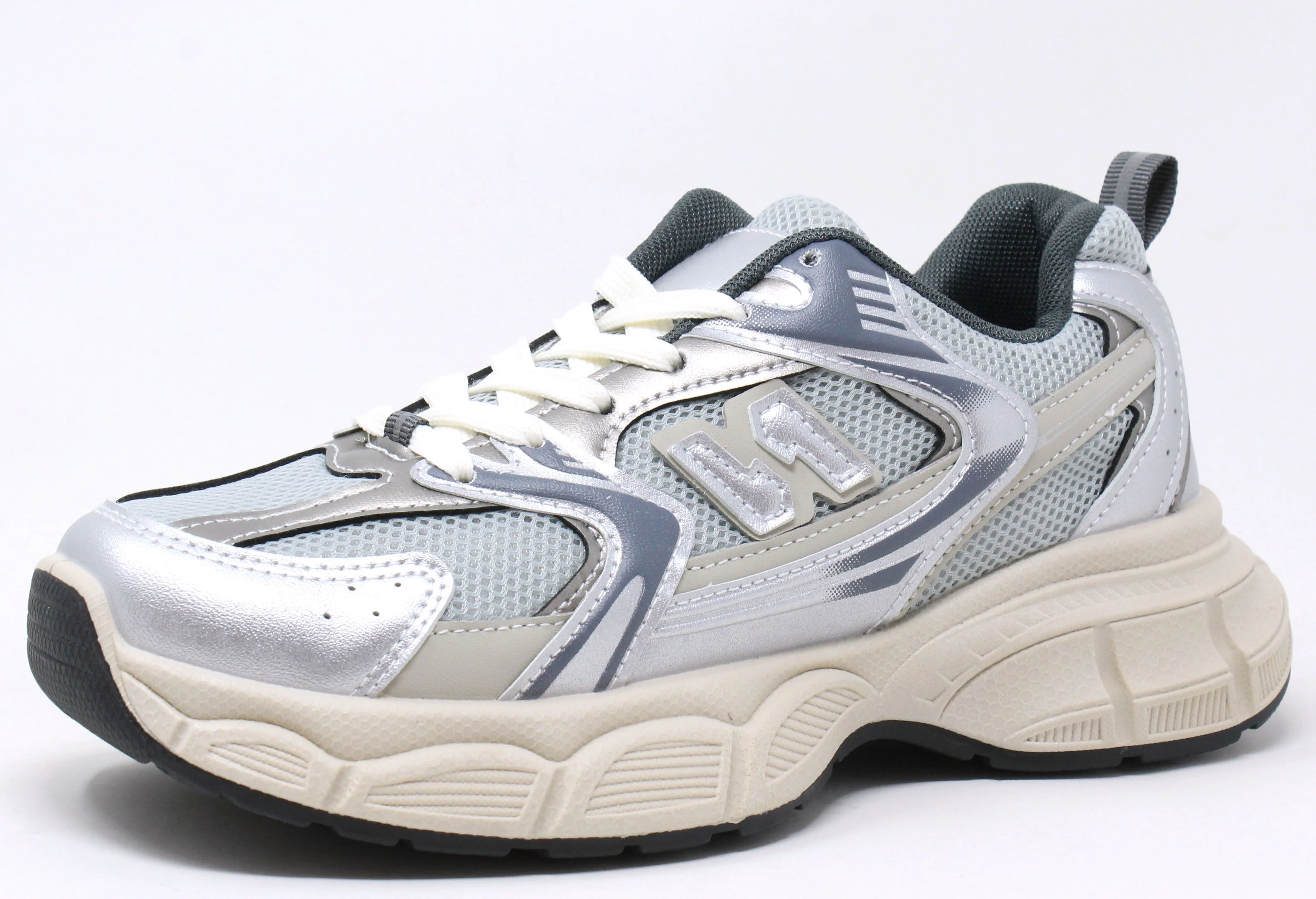 Chunky Mesh Panel Trainer - Image 2