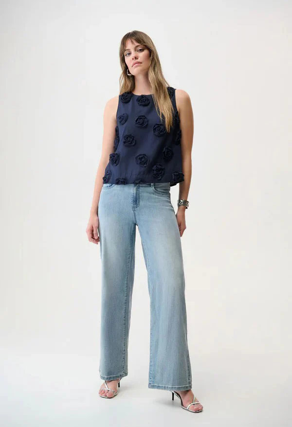 Crew Neck Sleeveless Top - Image 8