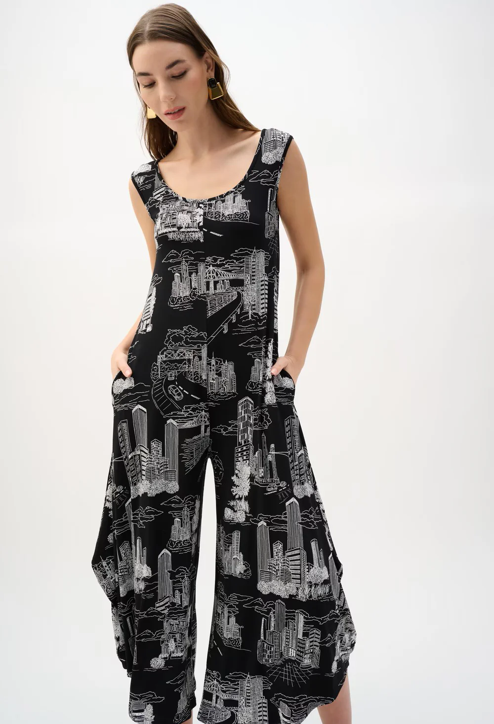 Cropped Sleeveless Jumpsuit - Image 3