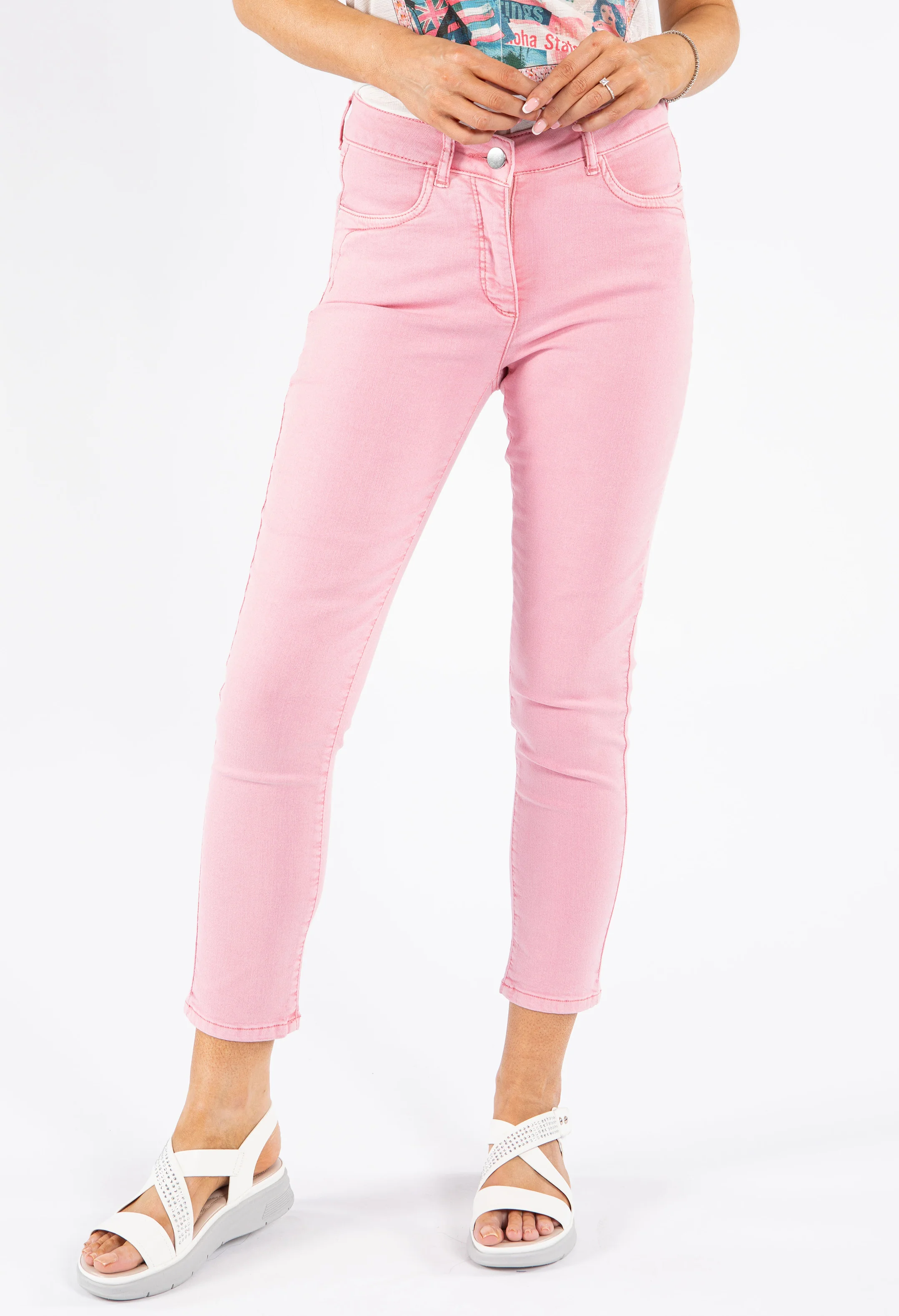 Emy 7/8 Slim Fit Jeans - Image 3