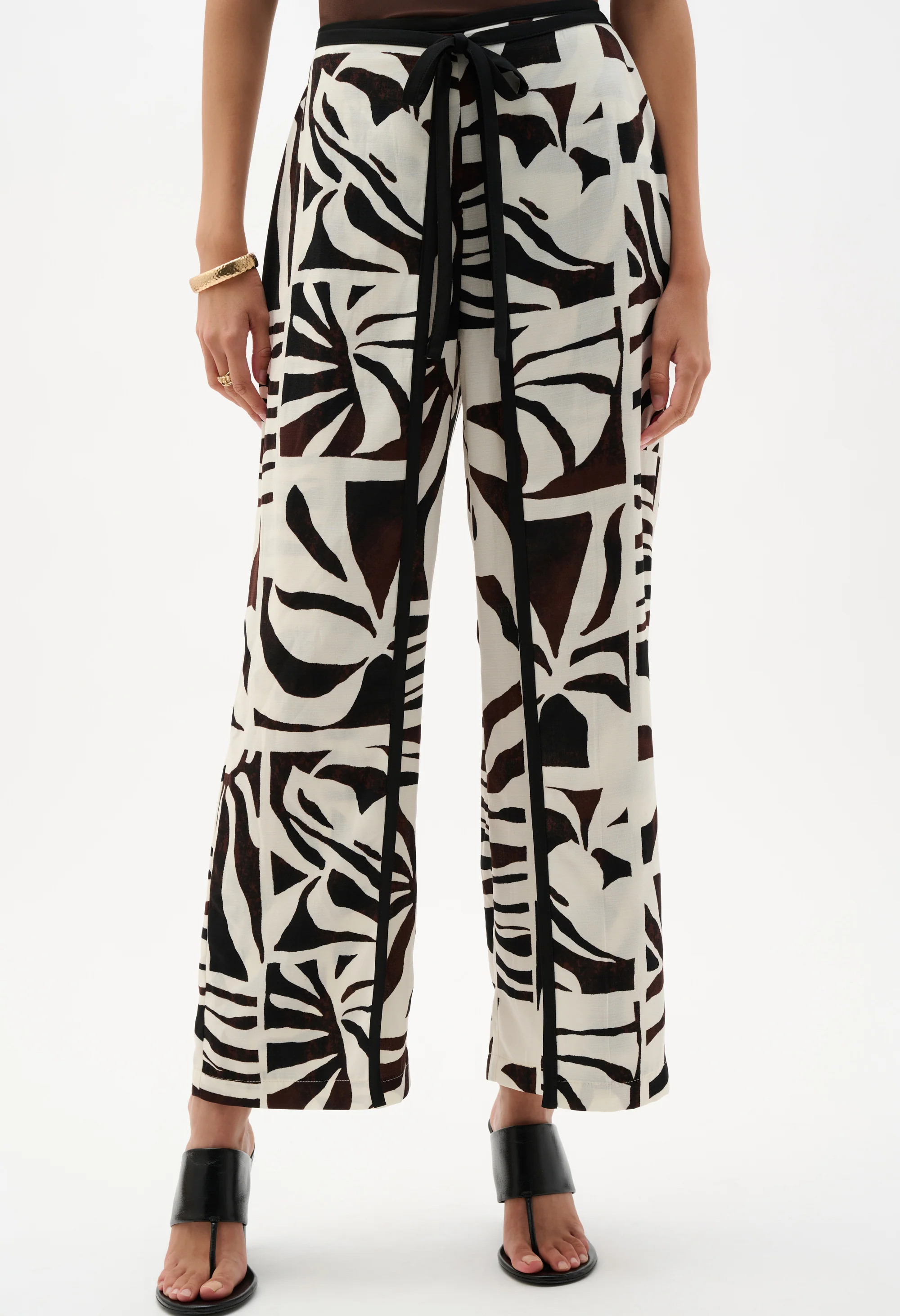 Floral High-waisted Trousers