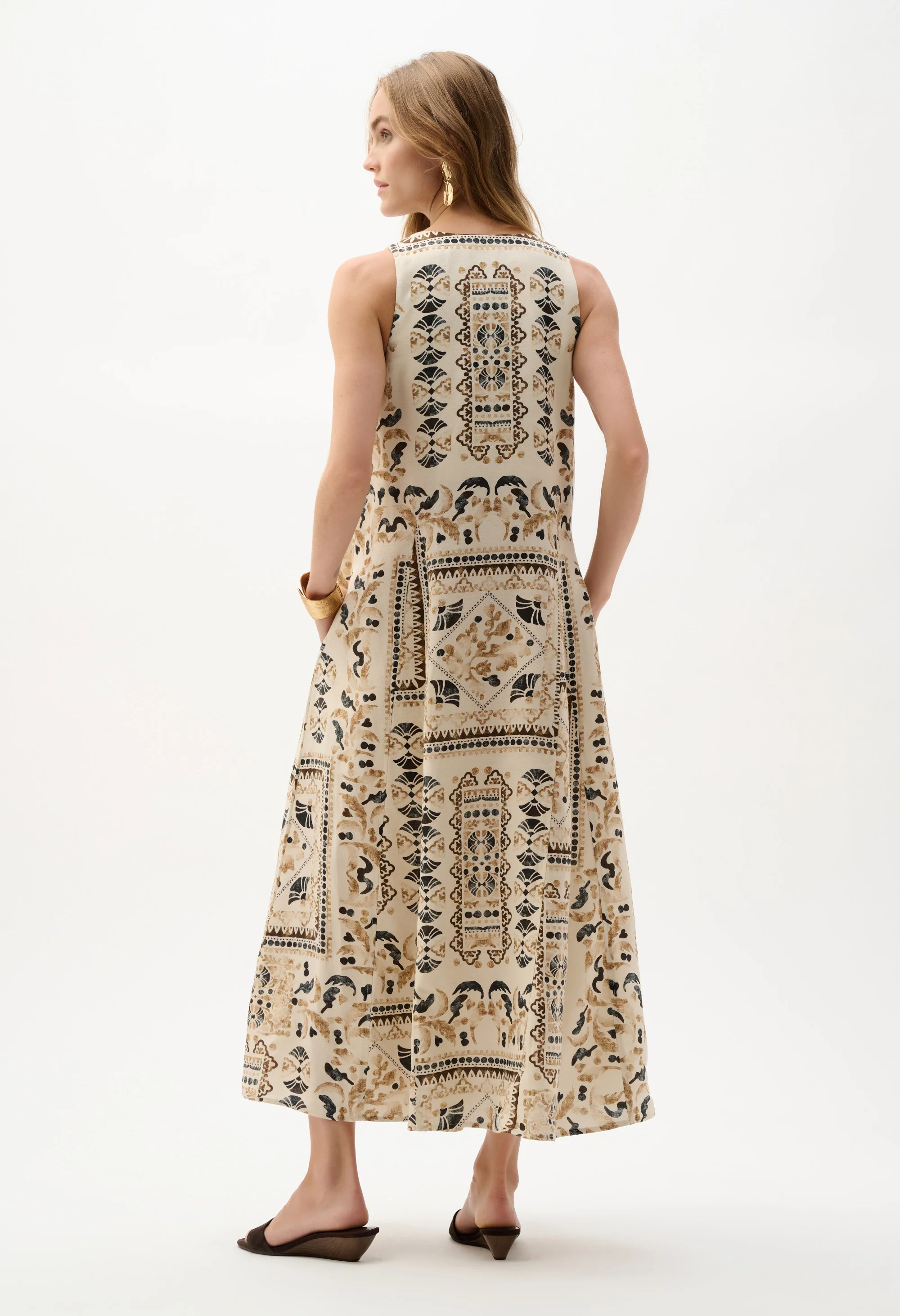 Floral Sleeveless Maxi Dress - Image 4