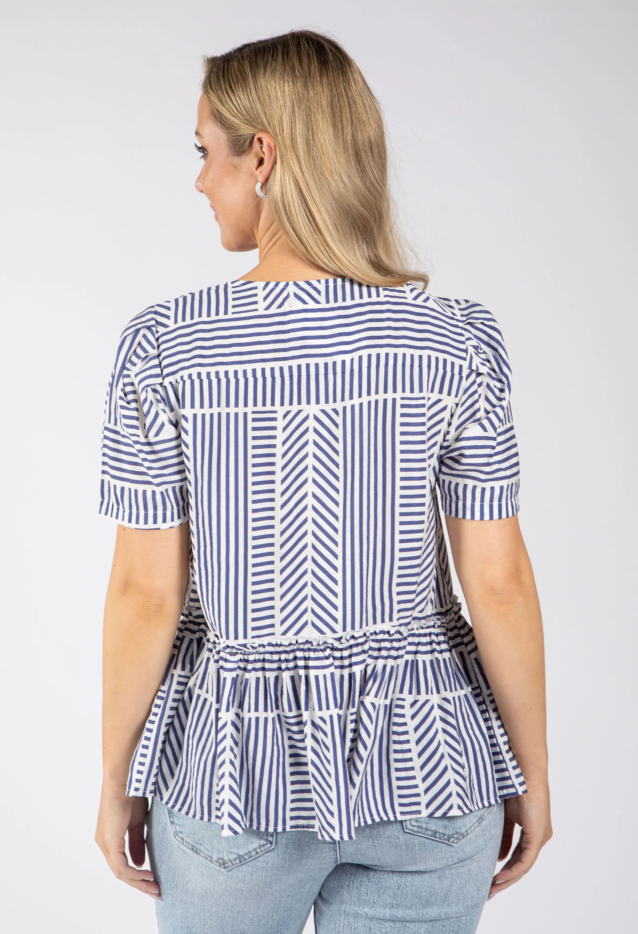 Geometric Print Tiered Blouse - Image 4