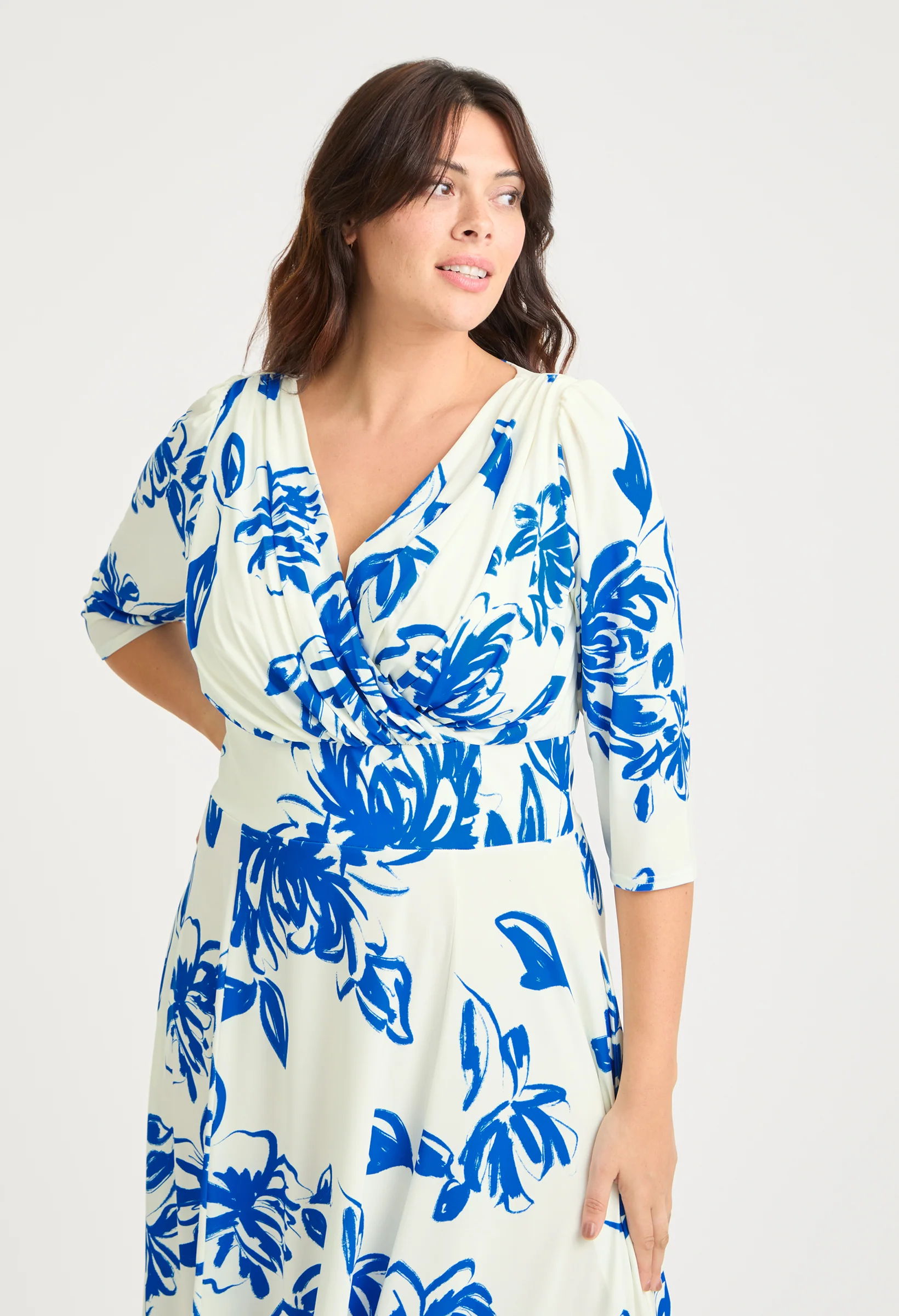 Helena Curve+ Midi Dress - Image 4