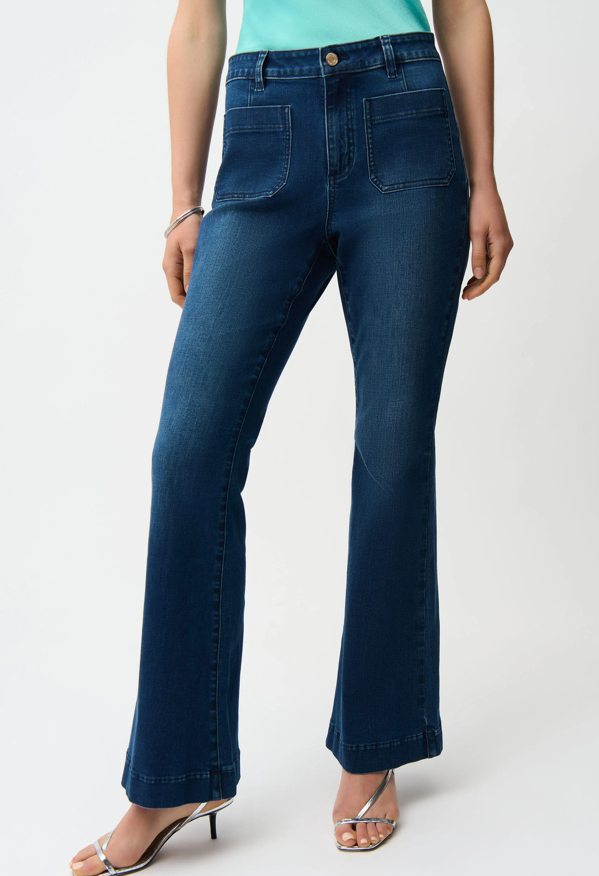 High-waisted Flare Jeans