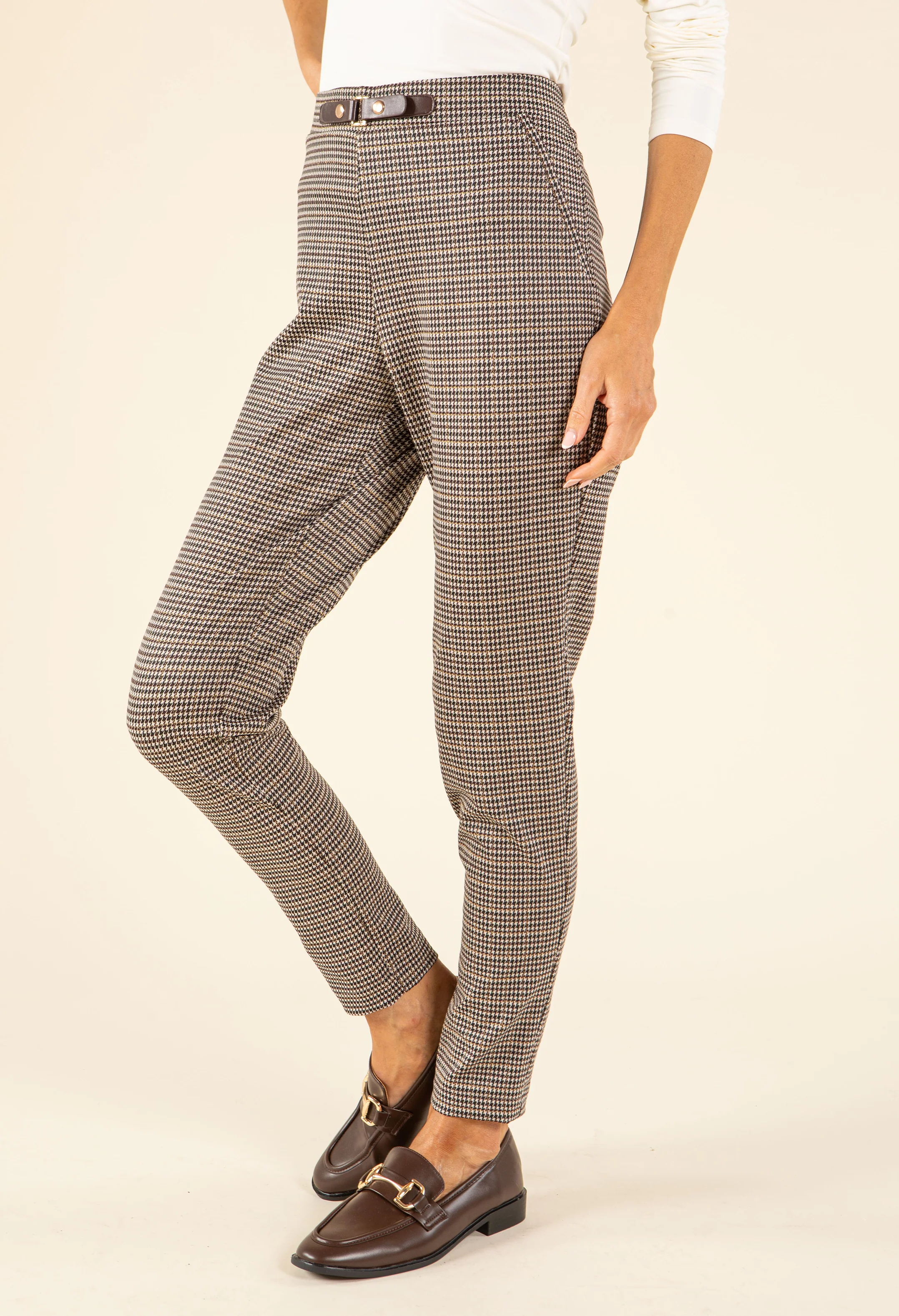 Houndstooth Buckle Detail Trousers - Image 3
