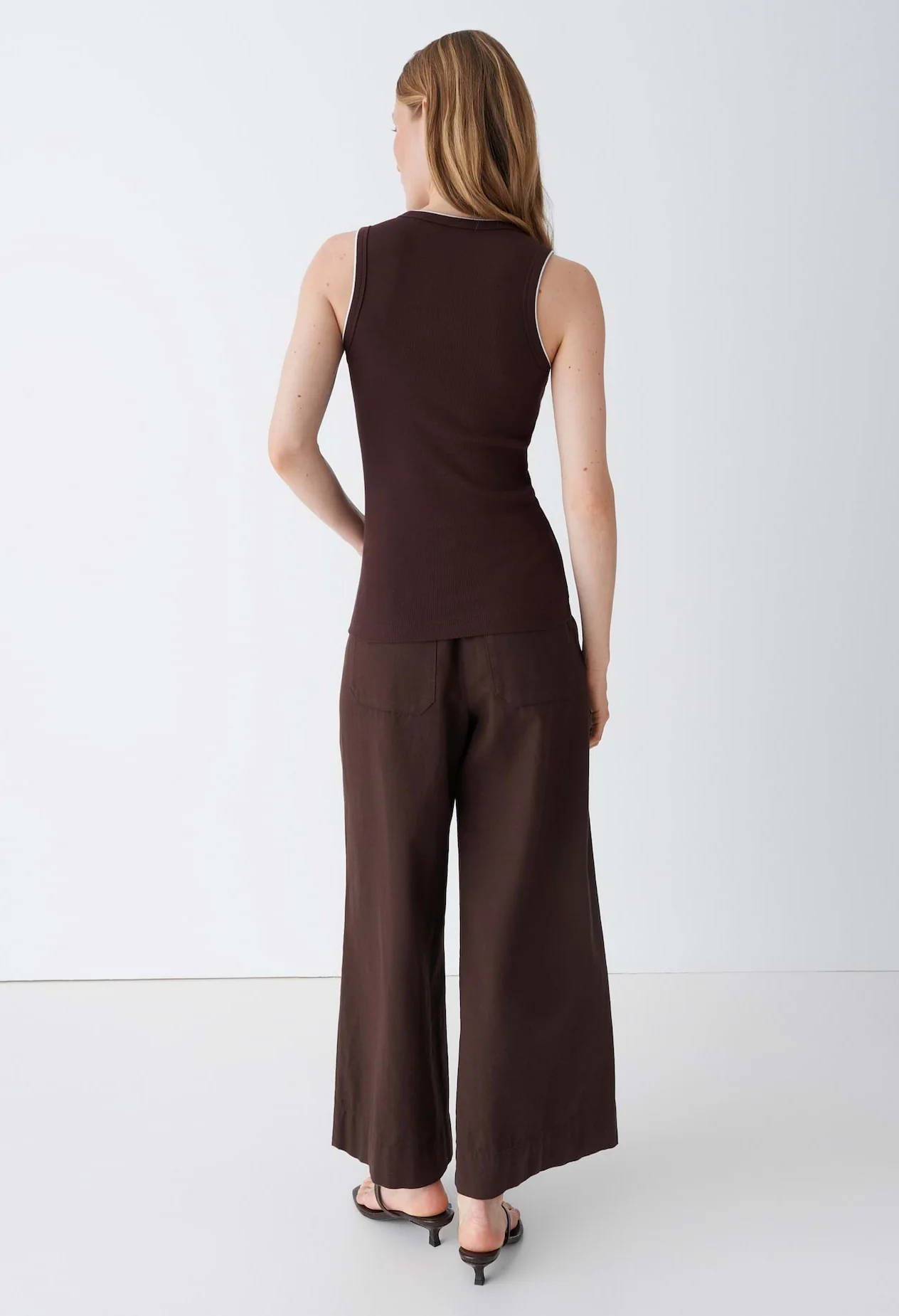 Ilesso Springclub Ribbed tank top - Image 10