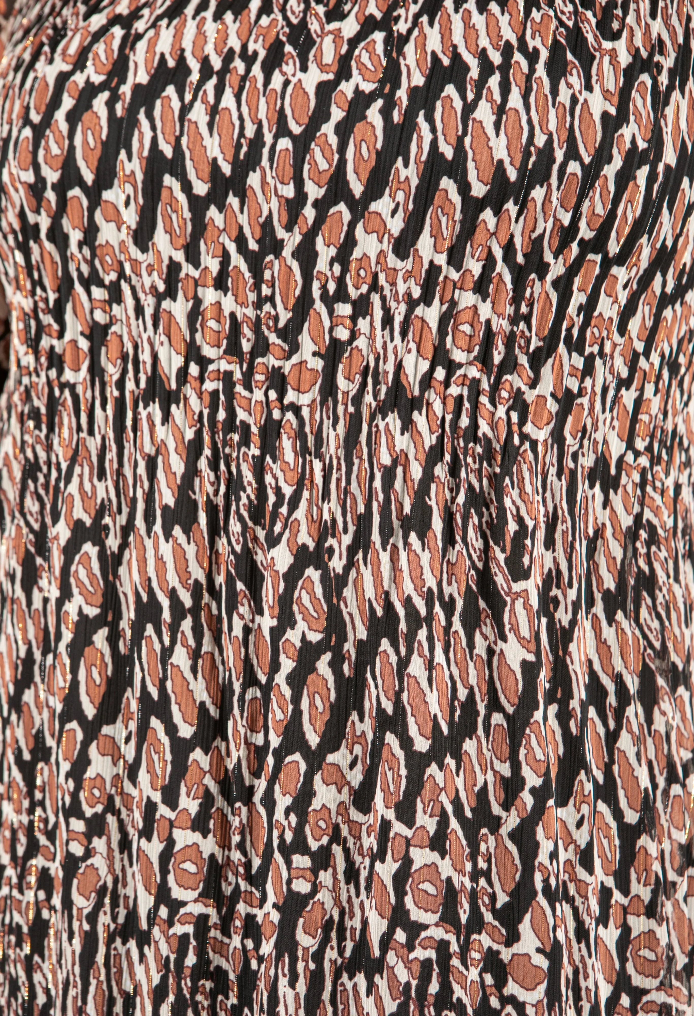 Leo Plisse Dress - Image 4