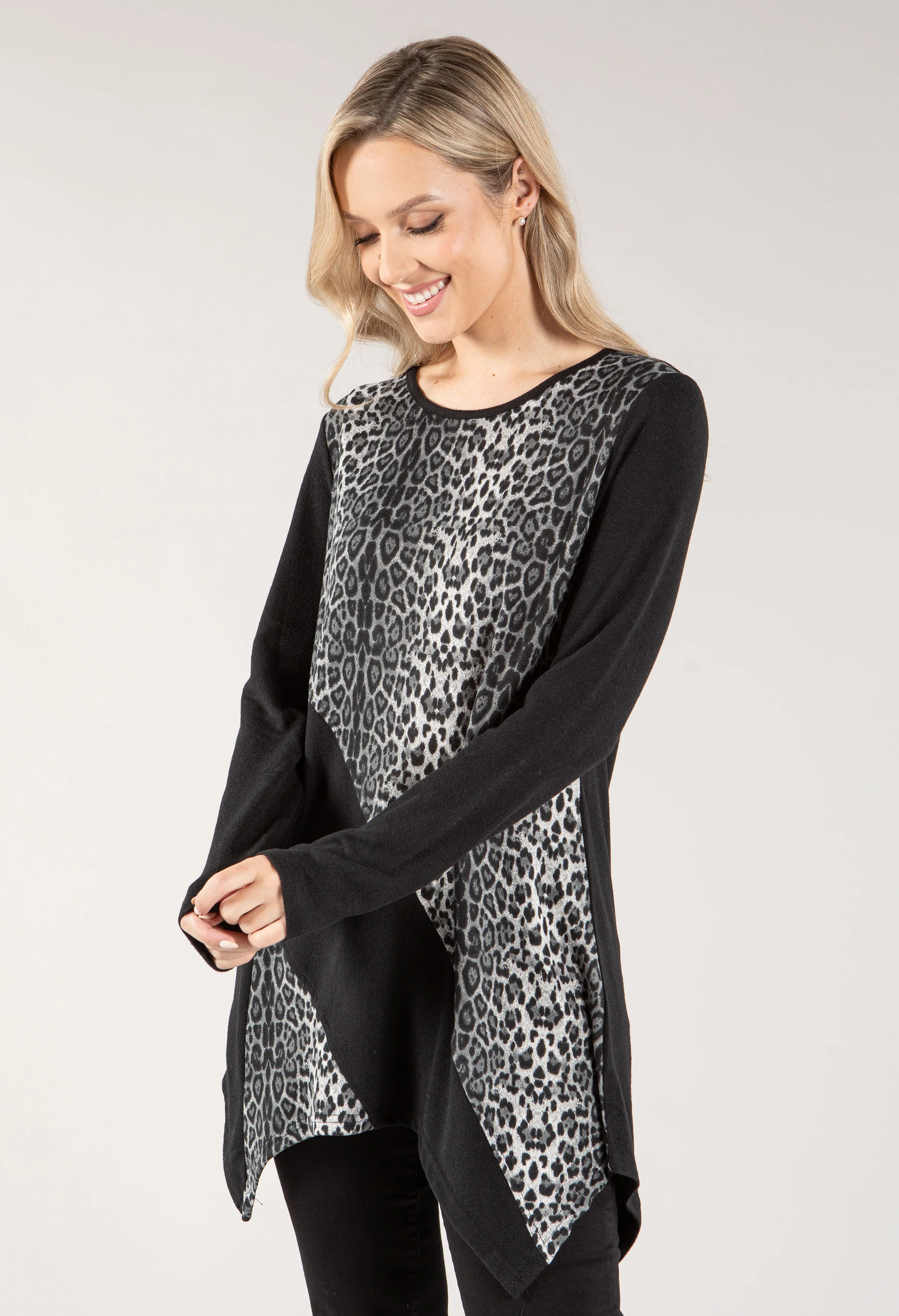 Leo Print Longline Knit Top - Image 2