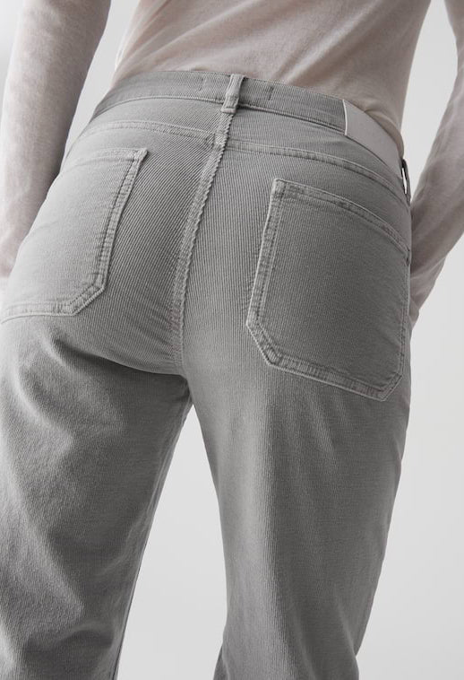 Melly Fresh Mid Rise Flared Jeans - Image 10