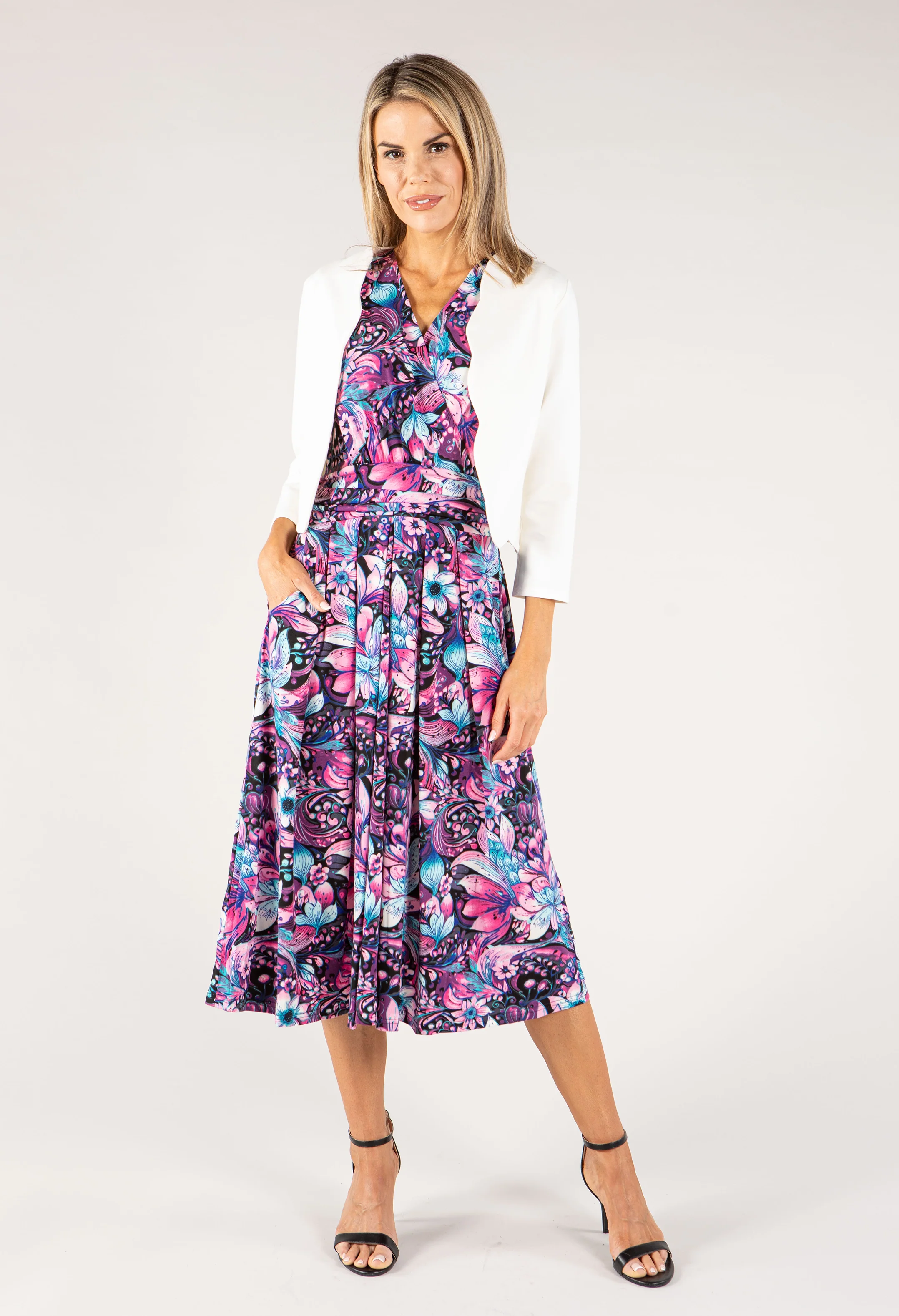 Open Front Cropped Jacket - Image 3