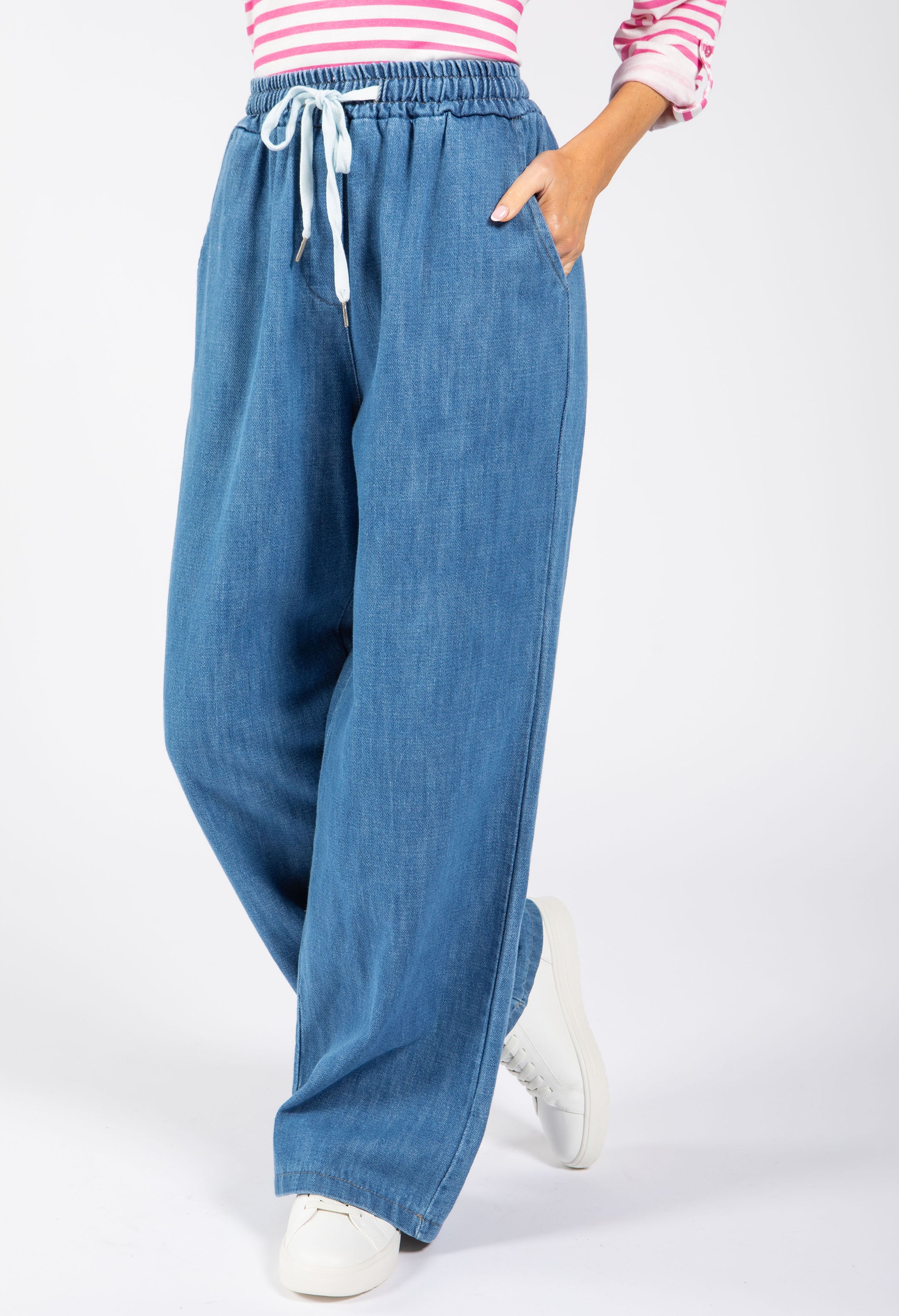 Pidi Relaxed Denim Trousers - Image 6
