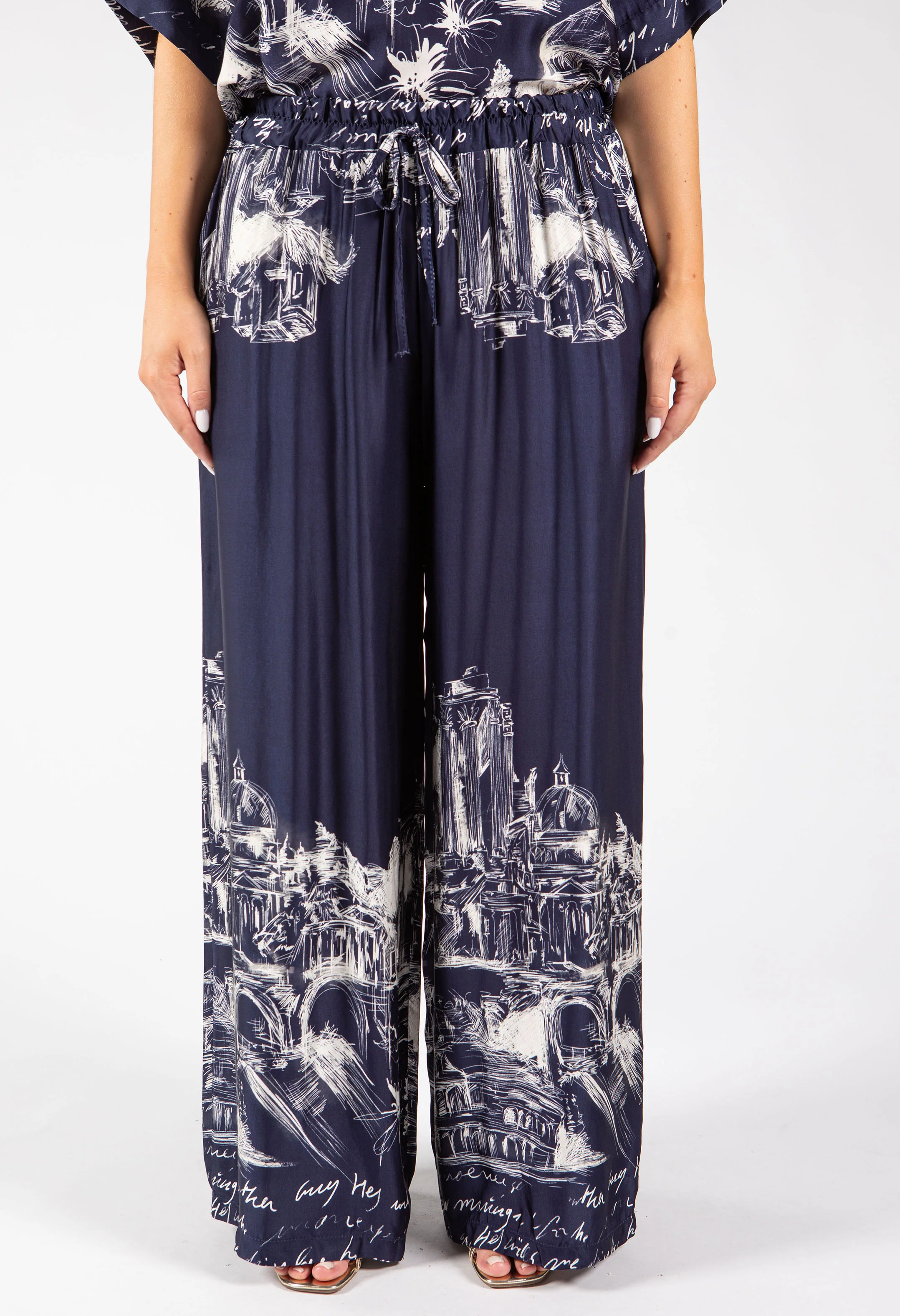 Scenic Print Wide Leg Trousers - Image 2