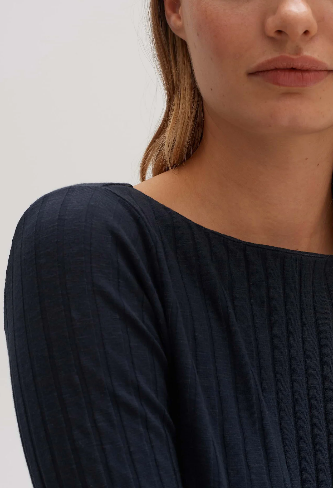 Sovke Long Sleeve Shirt - Image 10