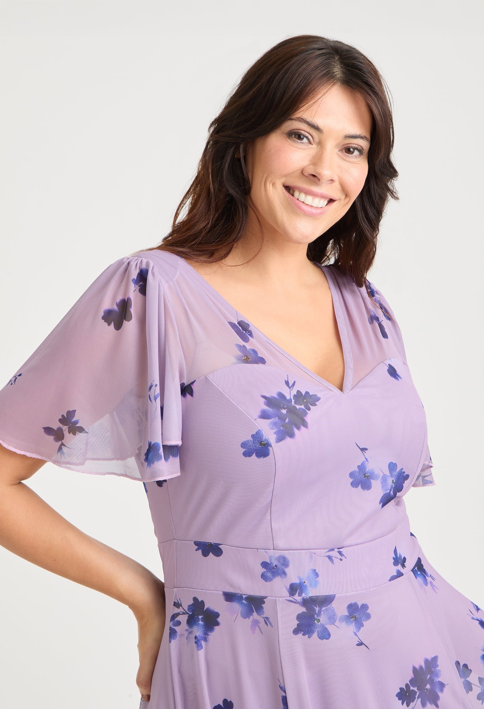 Tilly Angel Sleeve Sweetheart Curve+ Dress - Image 5
