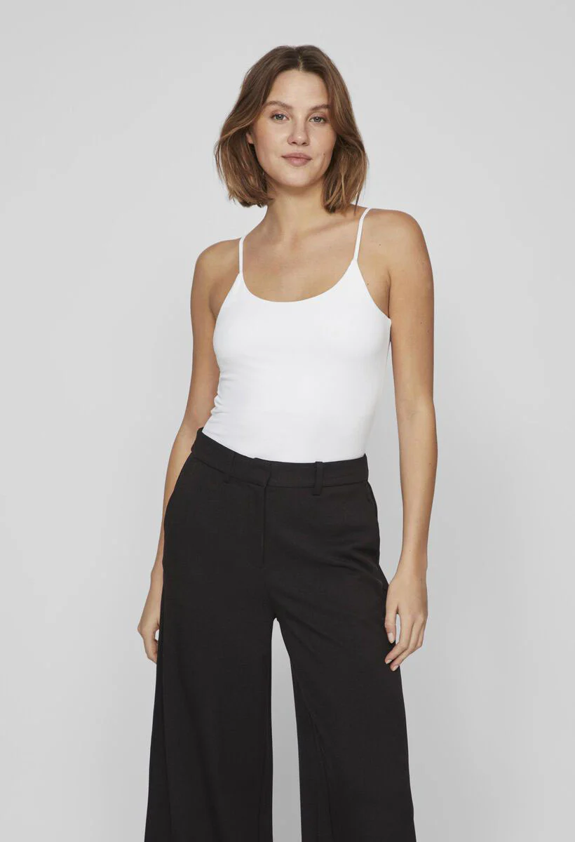 VIKENZA BASIC STRAP TOP - Image 10