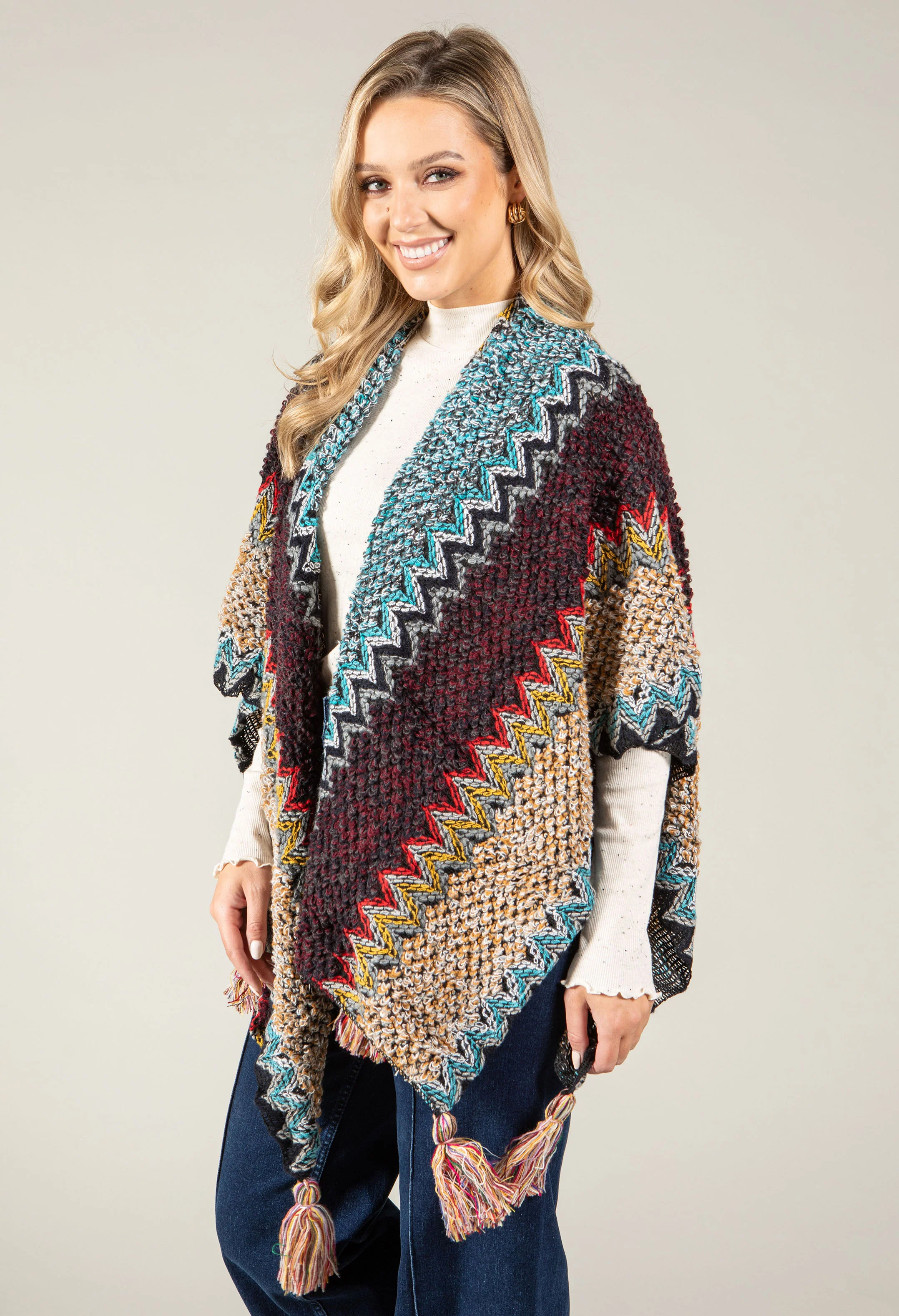 Vintage Style Knit Poncho - Image 3