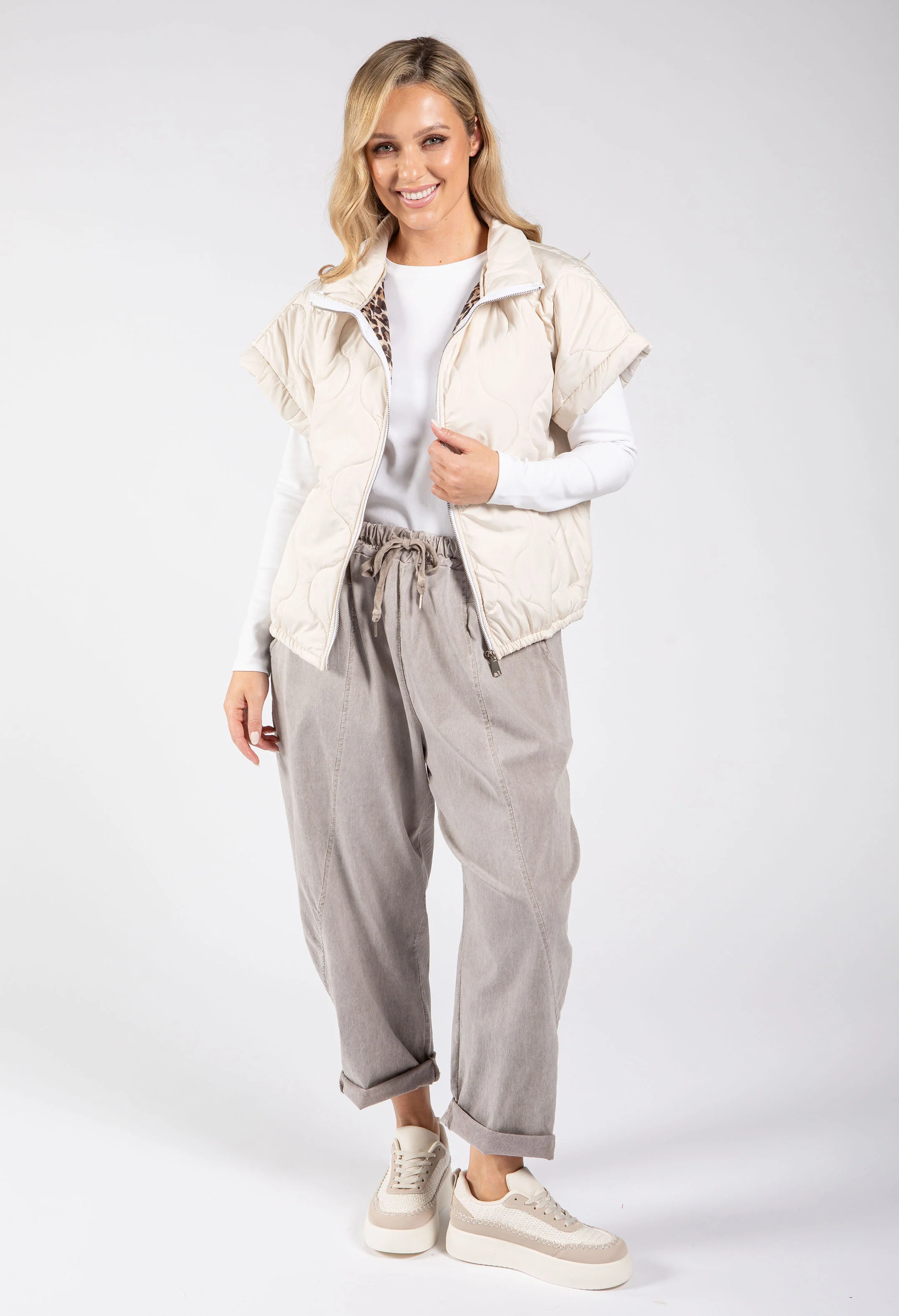 Washed Barrel Jogger - Image 9