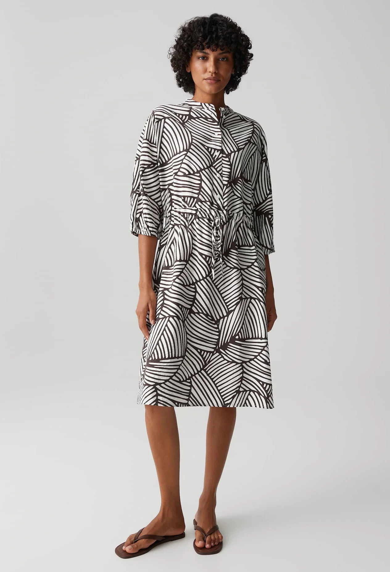 Wenria Botanical Flowing Dress