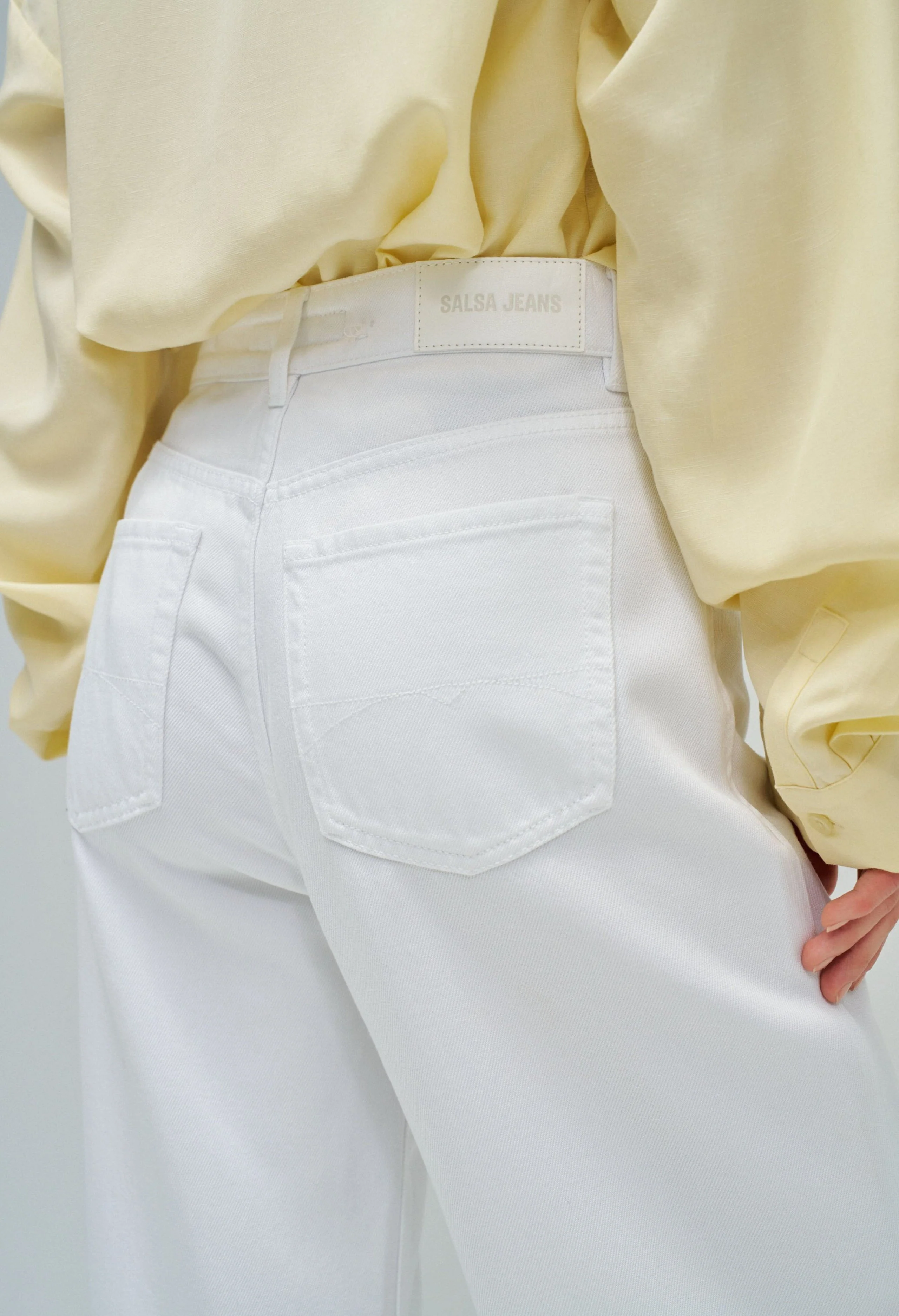 Wide Leg Jeans - Image 5